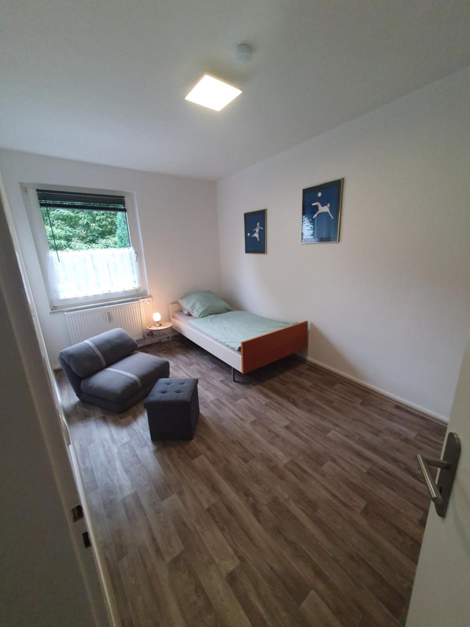 Appartement In เกลเซนเคียร์เคน ภายนอก รูปภาพ